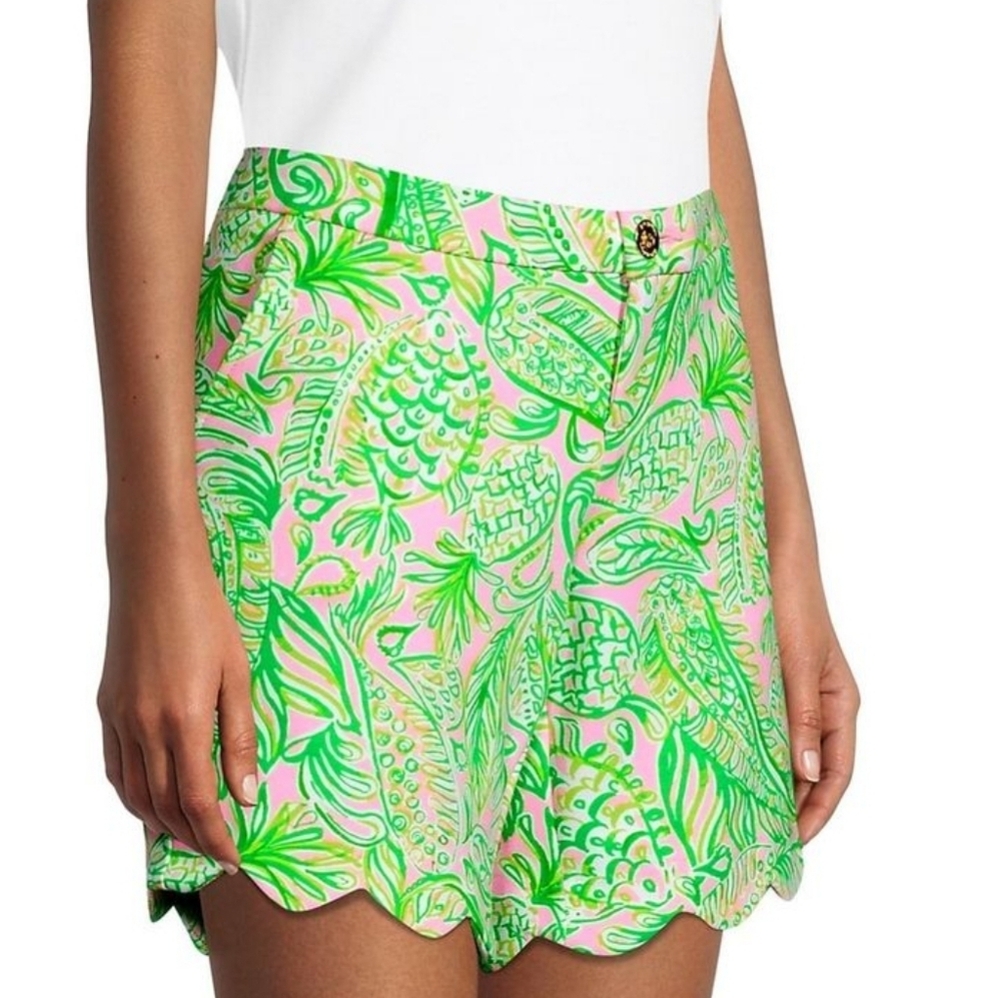 Lilly Pulitzer Darci Scalloped Knit Shorts Size 10 - Picture 2 of 9